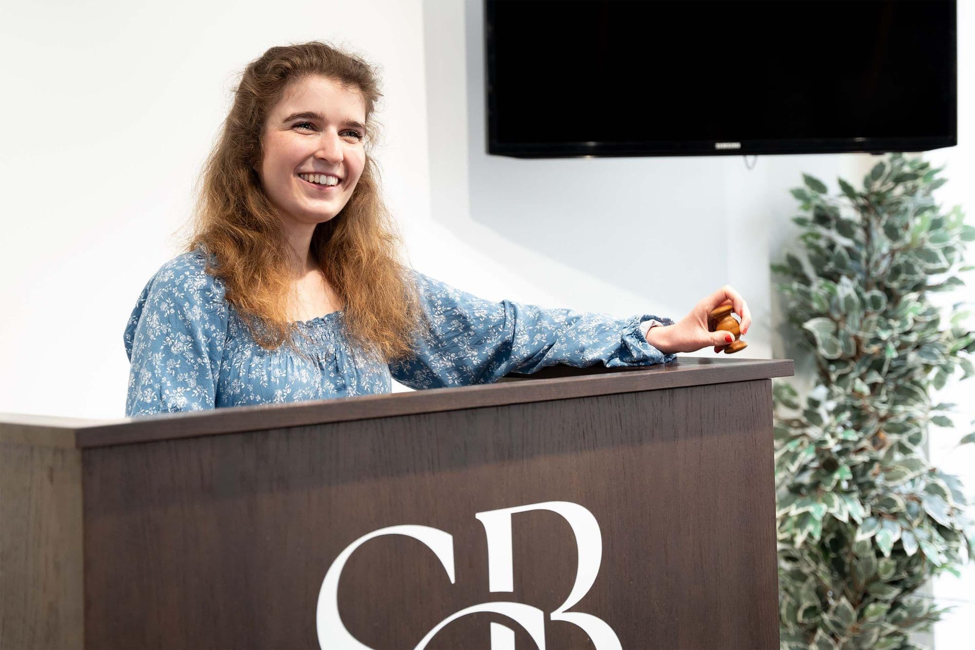 Cordelia Cheriton Auctioneer Stanley Gibbons Baldwin's